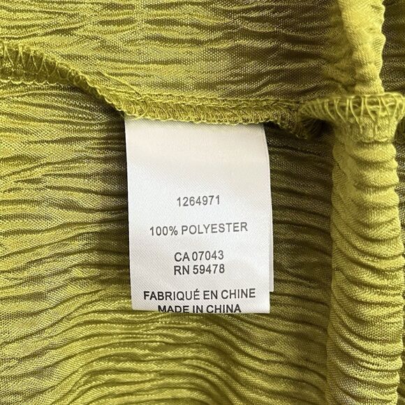 Bailey 44 Long Sleeve Button Up Top Size M Chartreuse Green Crinkle Quiet Luxury - Picture 7 of 11